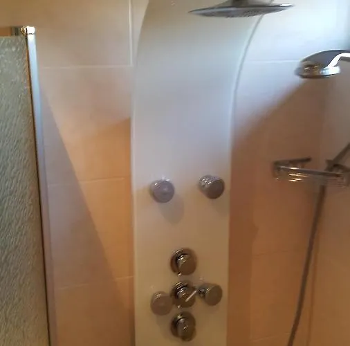 Banja Hollandiа * Zevenaar